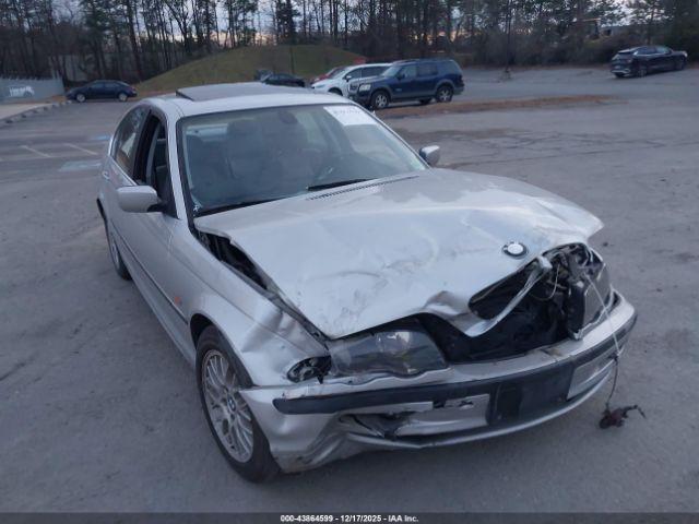 BMW 3 Series Image 4