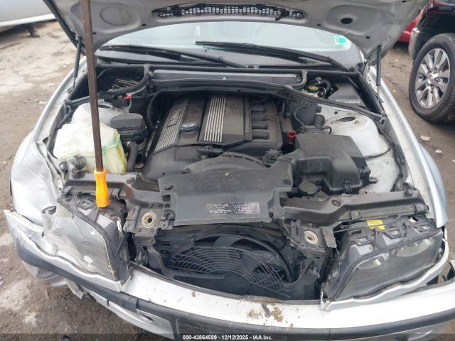 BMW 3 Series Image 15