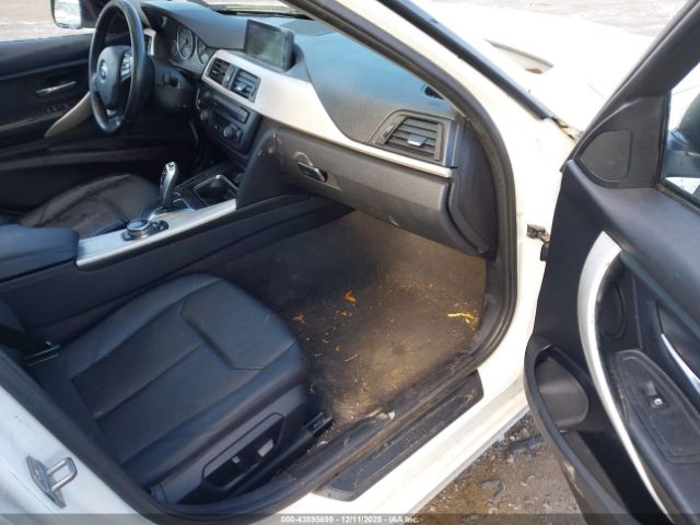 BMW 3 Series Xdrive Image 10