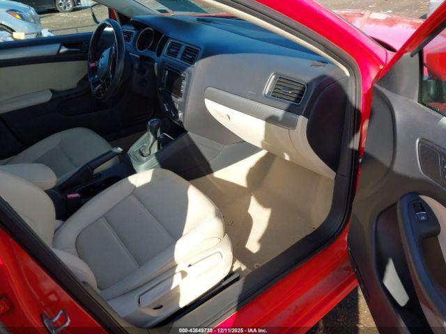 Volkswagen Jetta 1.8t Se Image 10