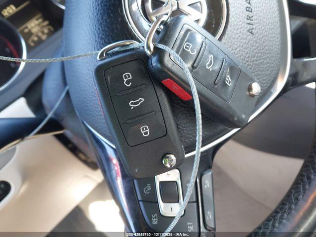 Volkswagen Jetta 1.8t Se Image 6