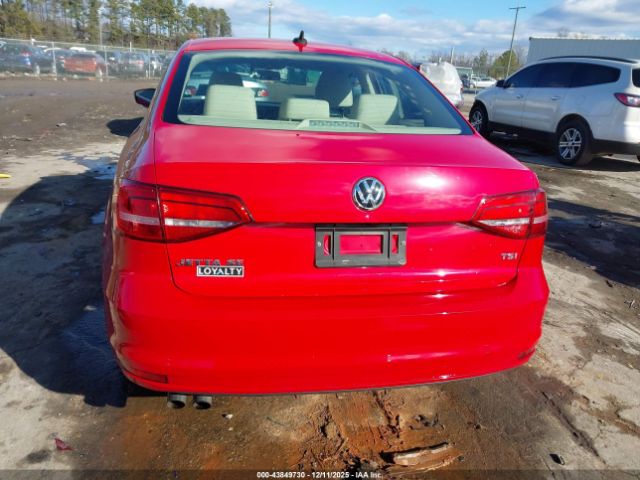 Volkswagen Jetta 1.8t Se Image 2