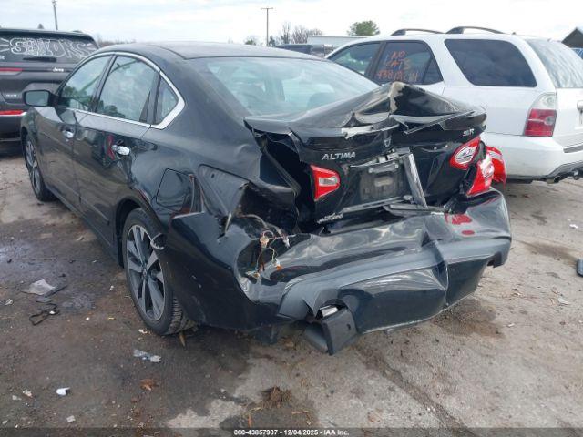 Nissan Altima 2.5 Sr Image 7