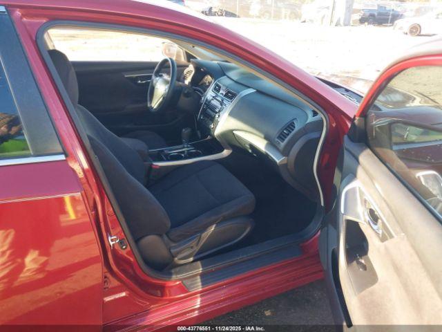 Nissan Altima 2.5 S Image 8