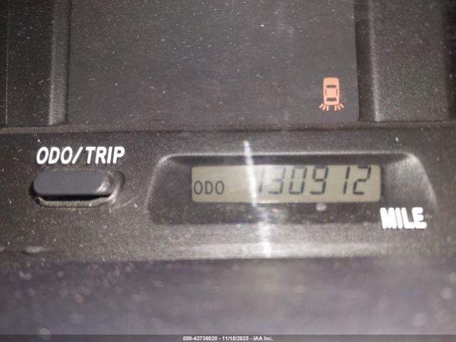 Toyota Avalon Xls Image 11