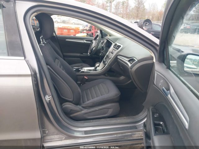 Ford Fusion Se Image 15