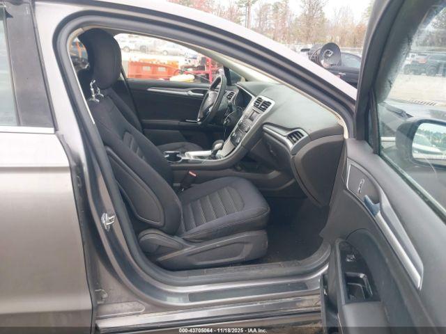 Ford Fusion Se Image 15