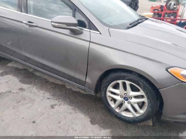Ford Fusion Se Image 3