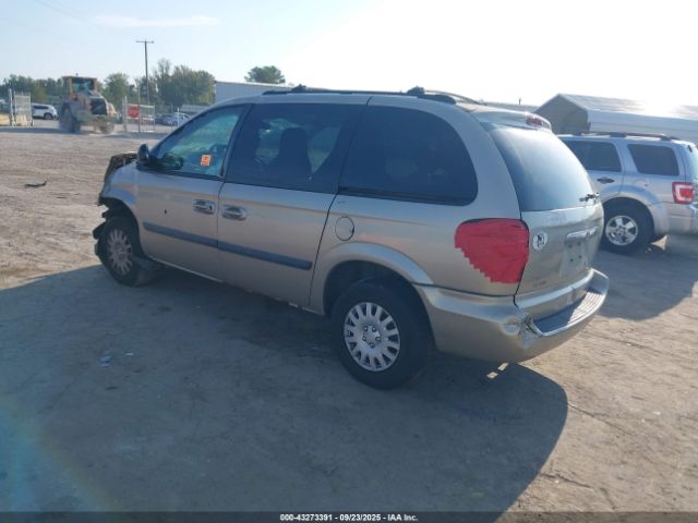 Chrysler Town & Country Image 9