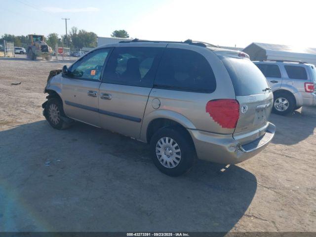 Chrysler Town & Country Image 9