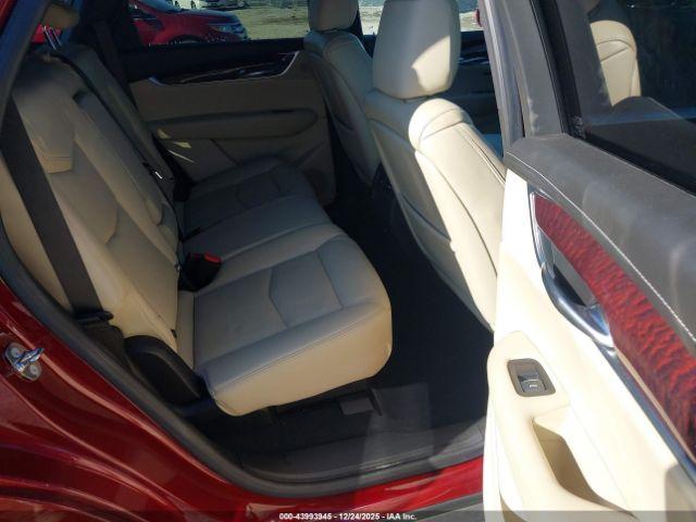 Cadillac XT5 Luxury Image 4