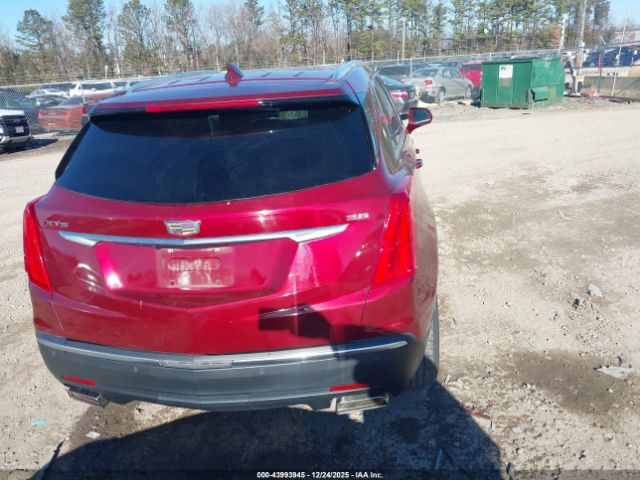 Cadillac XT5 Luxury Image 3