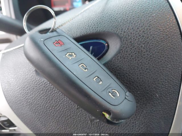 Ford Explorer Limited Image 15