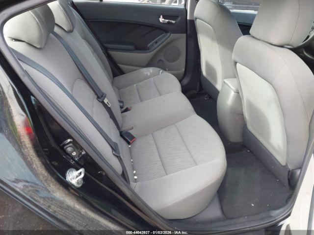 Kia Forte Lx Image 9