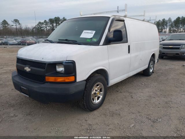 Chevrolet Express Work Van Image 5