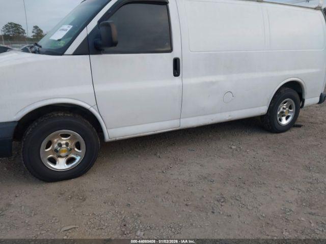Chevrolet Express Work Van Image 8