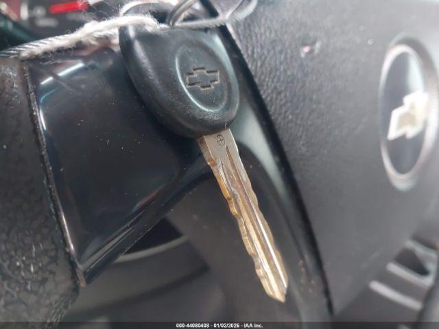 Chevrolet Express Work Van Image 10