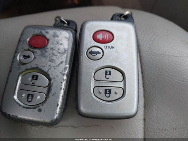 Toyota Camry Image 11