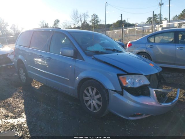 Chrysler Town & Country Touring Image 1
