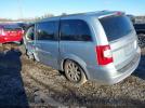 Chrysler Town & Country Touring Image 4