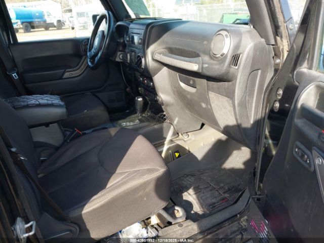 Jeep Wrangler Sport Image 8