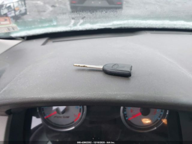 Ford Focus Se Image 16