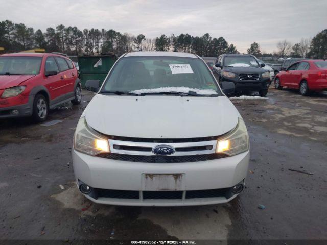 Ford Focus Se Image 8