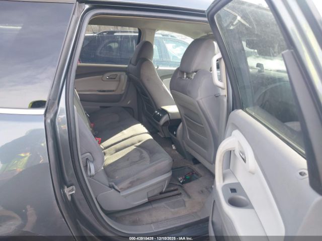 Chevrolet Traverse Lt Image 2