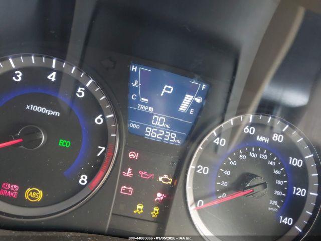 Hyundai ACCENT Gls Image 8