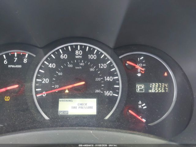 Nissan Quest Sv Image 4