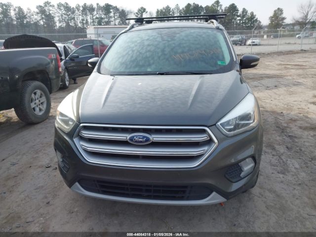 Ford Escape Titanium Image 9