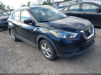  Salvage Nissan Kicks