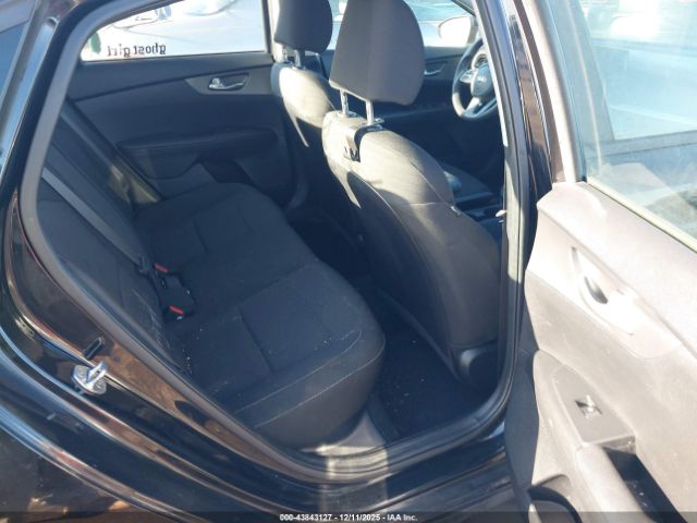 Kia Forte Lxs Image 4