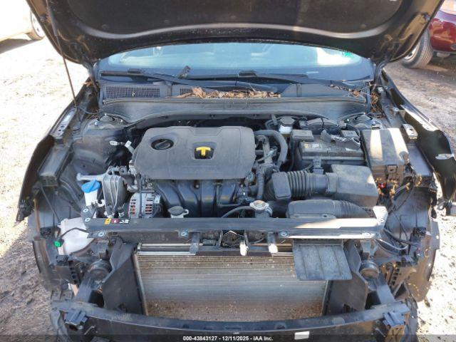 Kia Forte Lxs Image 5