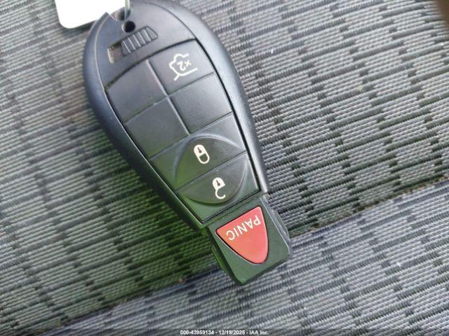 Jeep Grand Cherokee Laredo Image 11