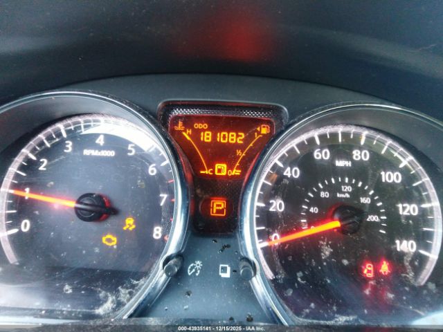 Nissan Versa 1.6 Sv Image 3