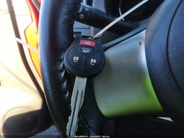 Nissan Versa 1.6 Sv Image 4