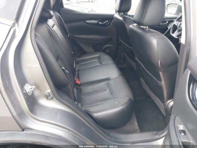 Nissan Rogue Sl Image 10