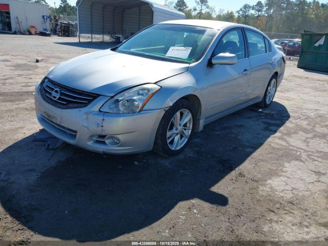 Nissan Altima 2.5 S Image 16