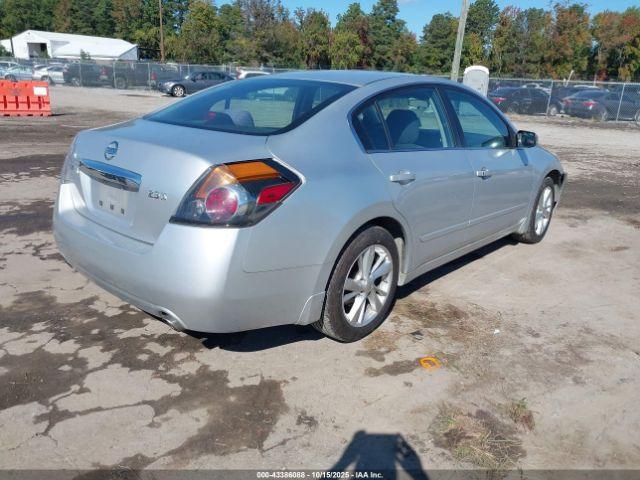 Nissan Altima 2.5 S Image 14