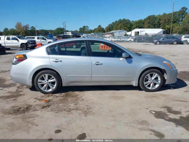 Nissan Altima 2.5 S Image 9