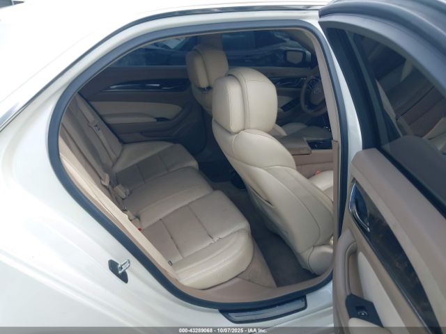 Cadillac CTS Luxury Image 11