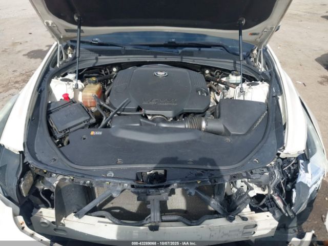 Cadillac CTS Luxury Image 9