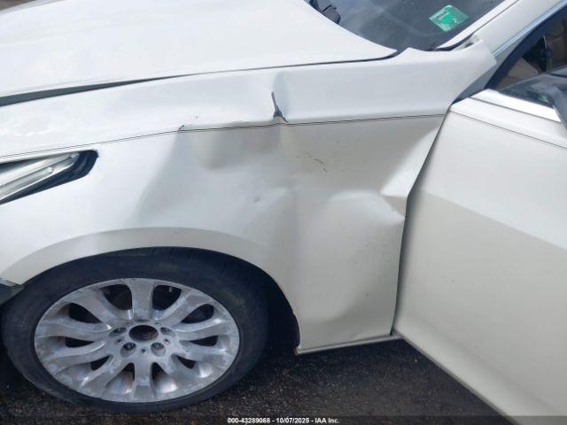 Cadillac CTS Luxury Image 16