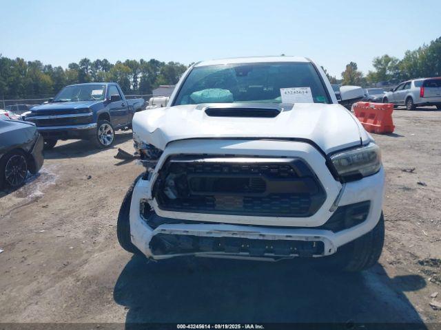 Toyota Tacoma Trd Pro Image 10