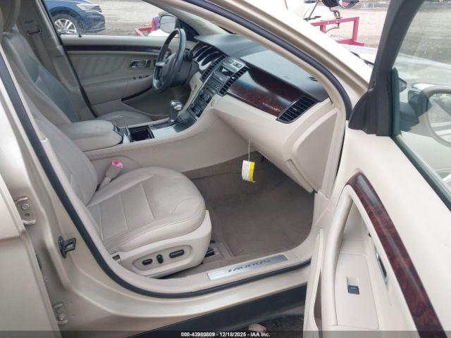 Ford Taurus Limited Image 3