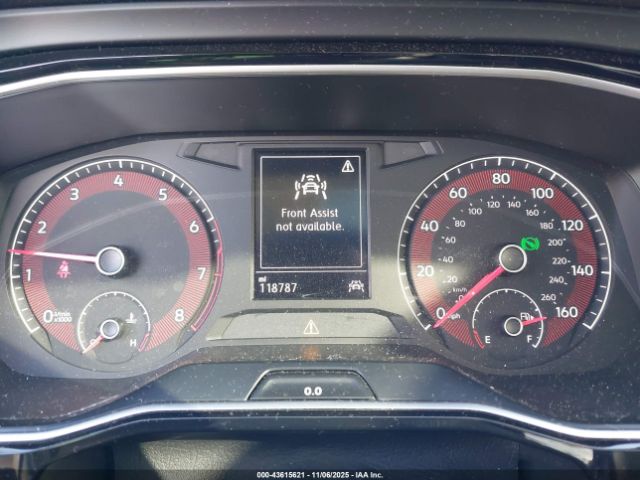 Volkswagen Jetta Image 6