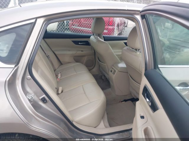 Nissan Altima 3.5 Sv Image 7