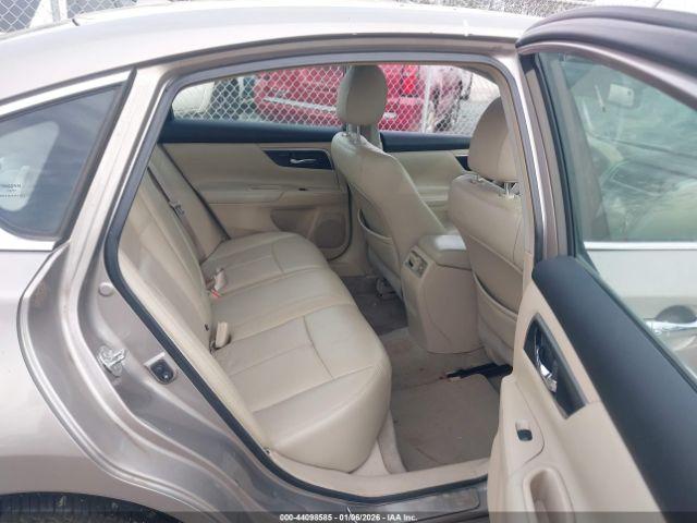 Nissan Altima 3.5 Sv Image 7