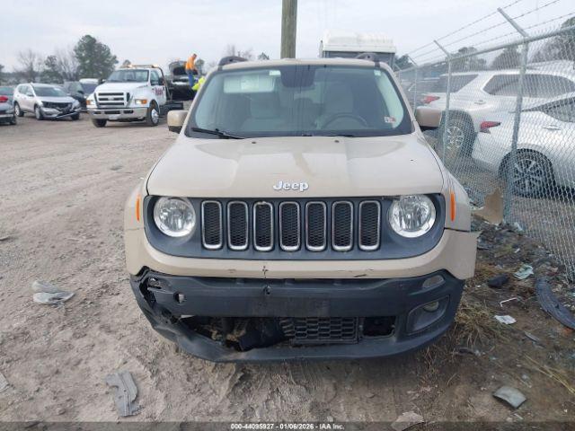 Jeep Renegade Latitude Image 8